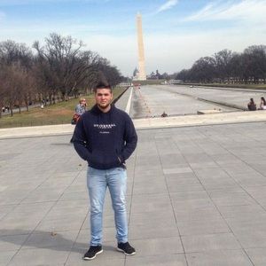 Meet your Posher, Rafael